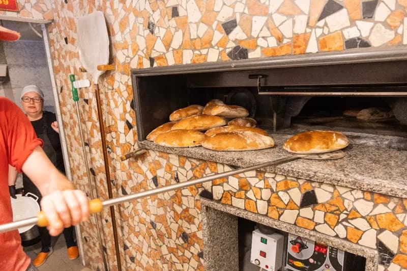 Pane artigianale cotto nel forno a legna del ristorante Vecio Foghero Chioggia
